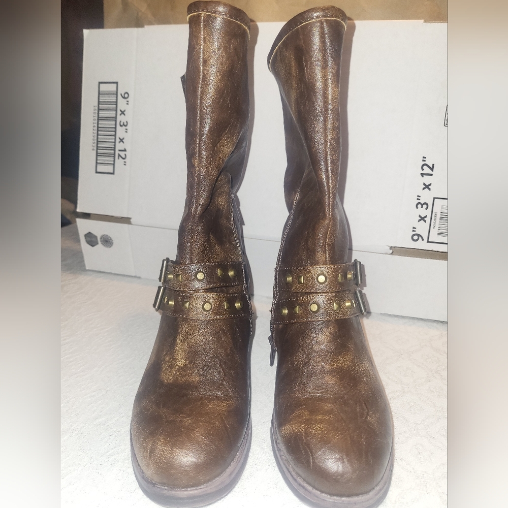 Dirty Laundry Brown Boots With Buckle